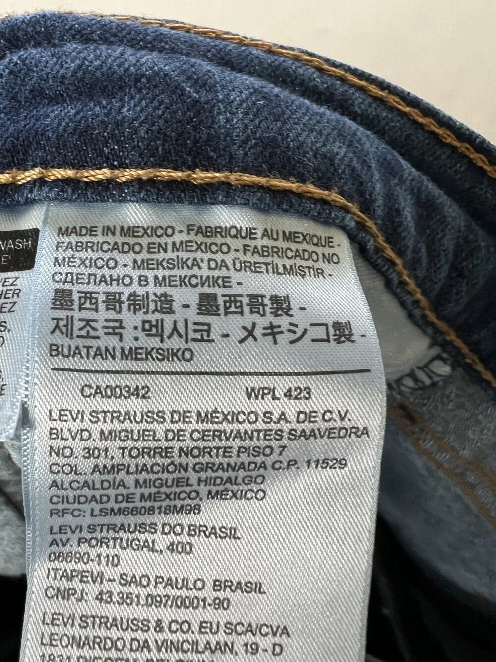 Vintage Leviâs 505 Blue Denim Jeans Size 38x30 Made in Mexico Medium Dark Wash